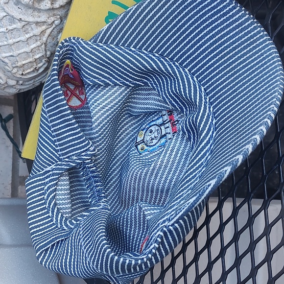 Kids Hat/Thomas/Train - Picture 8 of 9